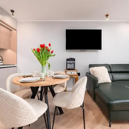 아파트 Lola Przy Stoku By Welcome 스클라르스카포렘바